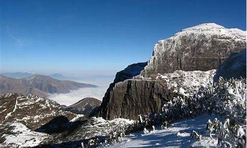 轿子雪山_轿子雪山属于哪个县