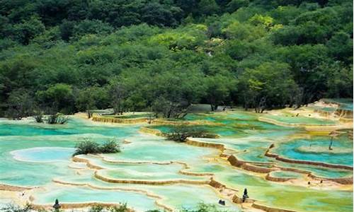 黄龙九寨沟四日游攻略_黄龙九寨沟旅游攻略自驾