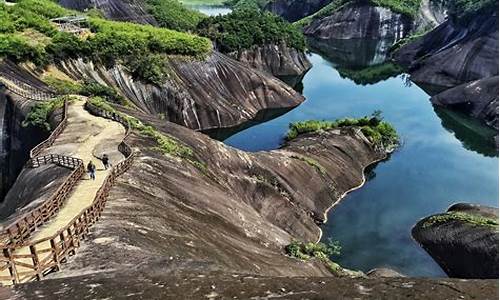 湖南旅游景点天气预报_湖南旅游景点天气预报15天查询